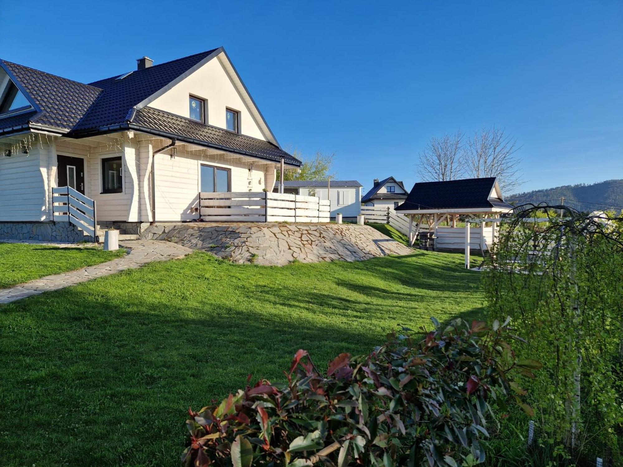 Rajska W Gorach Z Balia Holiday home Sablowka